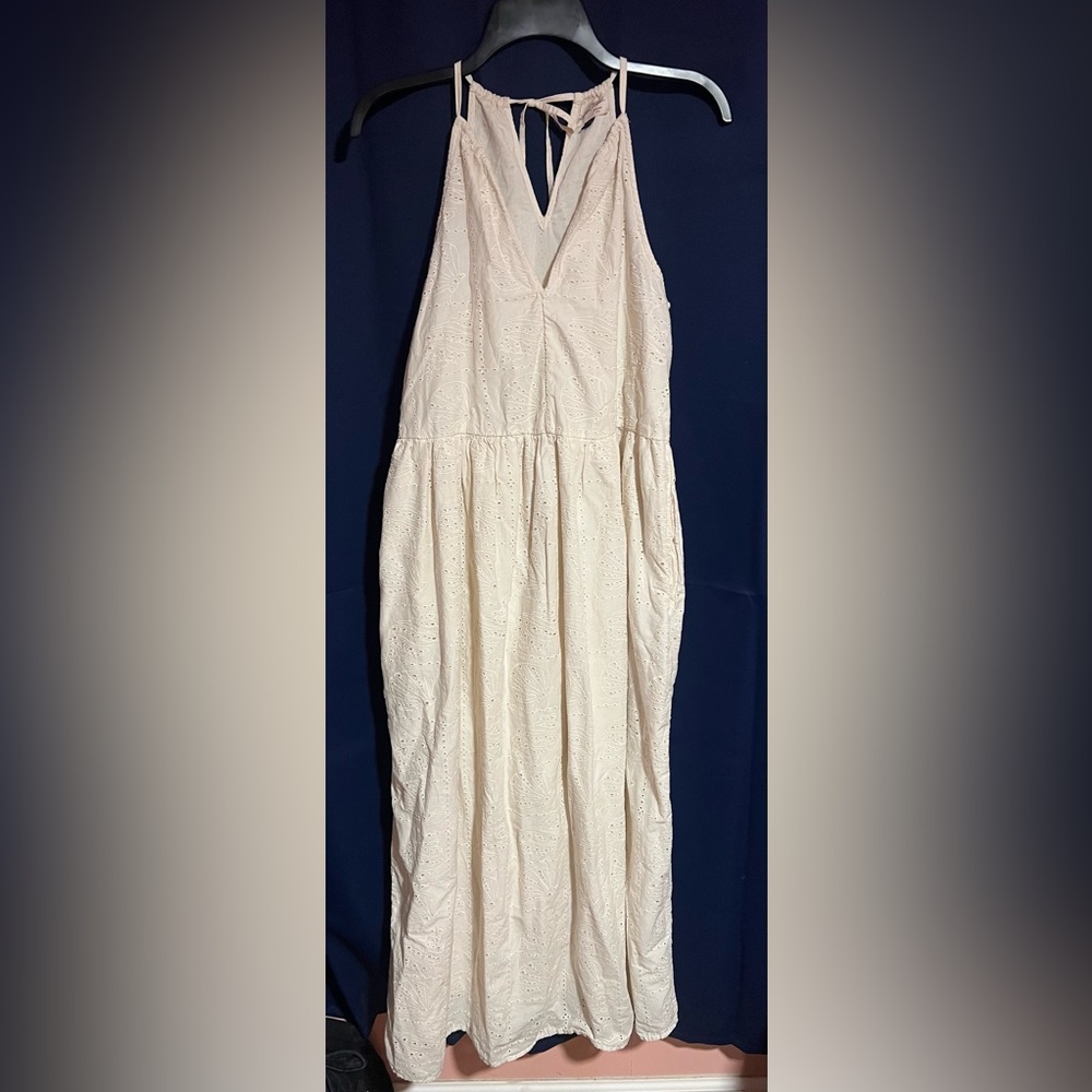 Universal Thread White Eyelet Dress